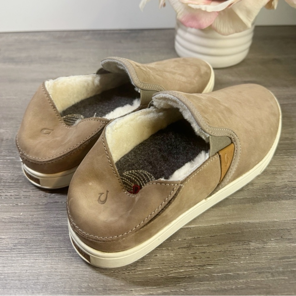 Olukai Pehuea Cozy Slip On drop heel sneakers size 6 EUC